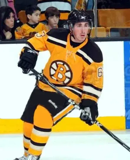 BRAD MARCHAND Boston Bruins 2010 CCM Vintage “Winter Classic” NHL Hockey Jersey 