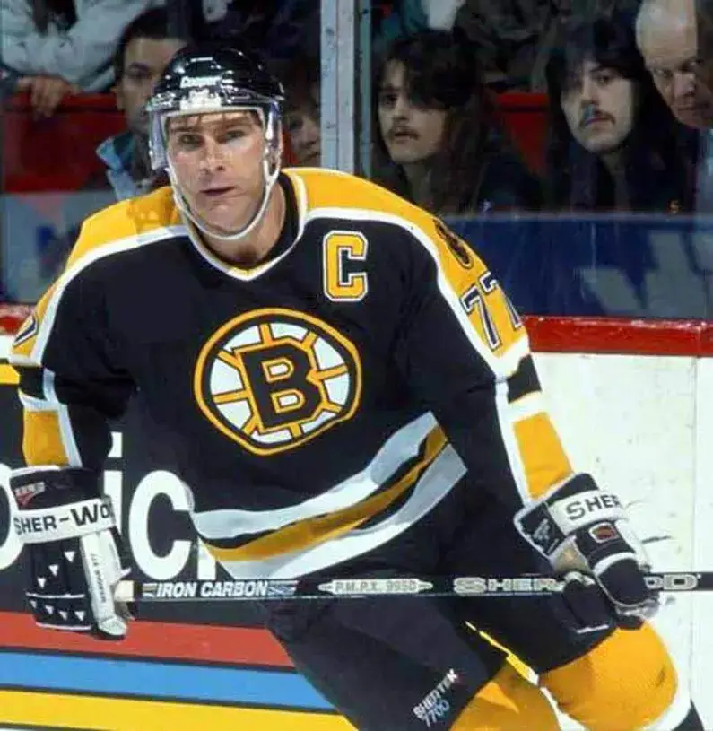 RAYMOND BOURQUE Boston Bruins 1995 CCM Vintage Away NHL Hockey Jersey 