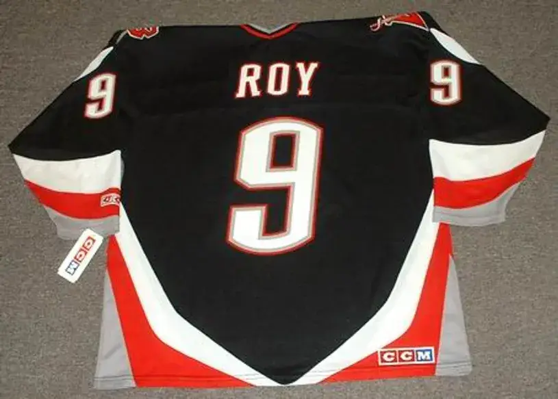 DEREK ROY Buffalo Sabres 2005 Home CCM Vintage NHL Throwback Jersey 