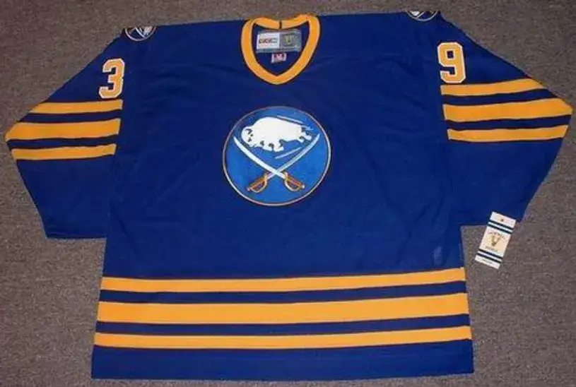 DOMINIK HASEK Buffalo Sabres 1994 Away CCM Vintage Throwback Hockey Jersey