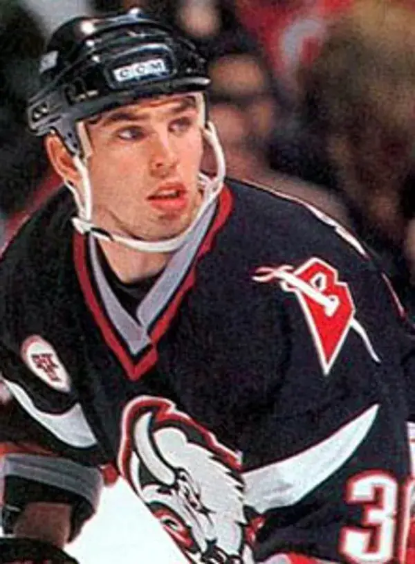 MATTHEW BARNABY Buffalo Sabres 1996 CCM Throwback NHL Jersey 