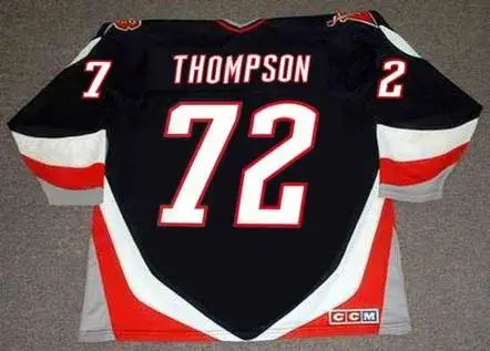 TAGE THOMPSON Buffalo Sabres 1990’s CCM Vintage NHL Throwback Jersey 