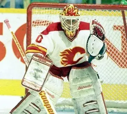 MIKE VERNON Calgary Flames 1980’s CCM Vintage Throwback Home NHL Hockey Jersey 