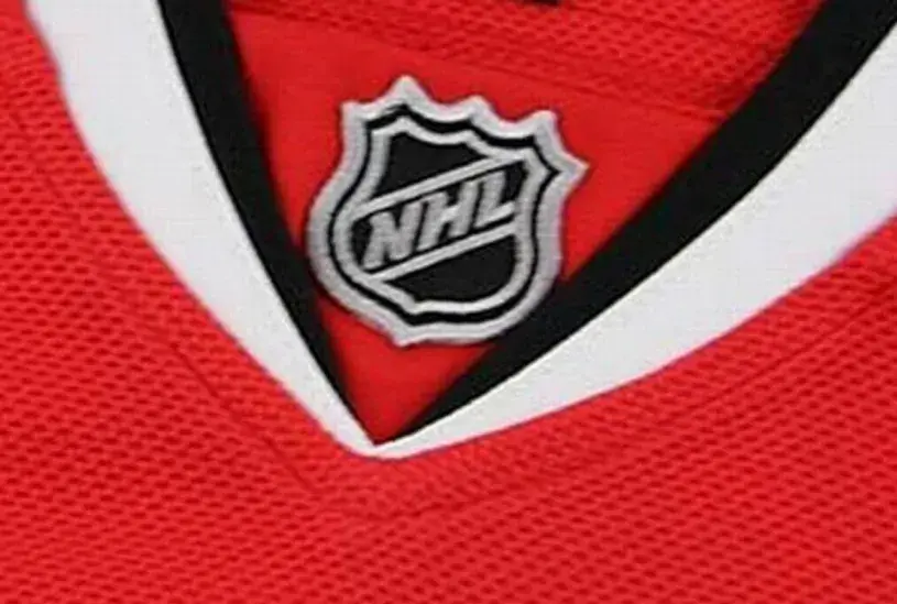 CHICAGO BLACKHAWKS Reebok 2010 Home Jersey Customized “Any Name & Number(s)” 