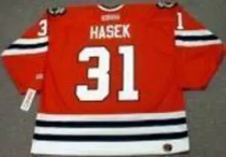 DOMINIK HASEK Chicago Blackhawks 1992 CCM Throwback Away Hockey Jersey 