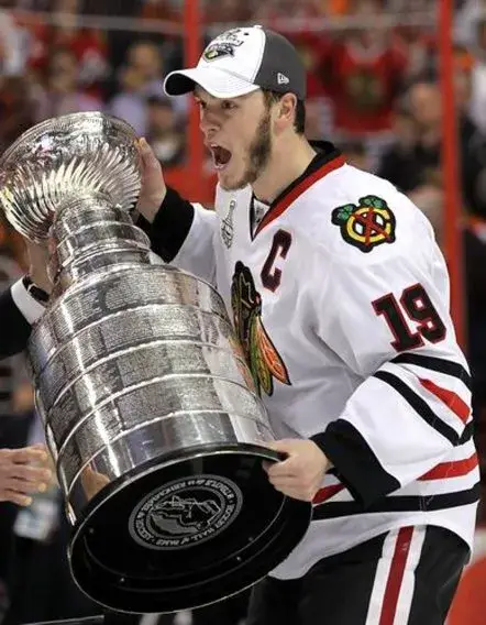 JONATHAN TOEWS Chicago Blackhawks 2010 REEBOK Throwback NHL Hockey Jersey 
