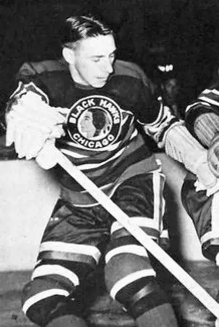 MAX BENTLEY Chicago Blackhawks 1940’s CCM Vintage Throwback NHL Hockey Jersey 