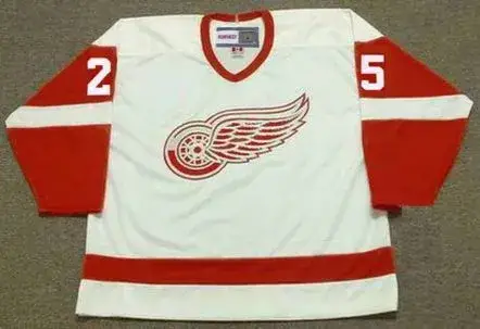 DARREN McCARTY Detroit Red Wings 2002 Home CCM Throwback Hockey Jersey