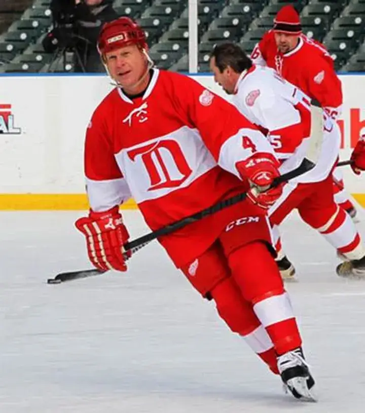 MARK HOWE Detroit Red Wings CCM 2014 “Winter Classic” Alumni Hockey Jersey 