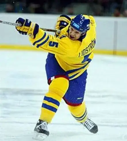 NICKLAS LIDSTROM 2002 Team Sweden Nike Olympic Throwback Hockey Jersey 