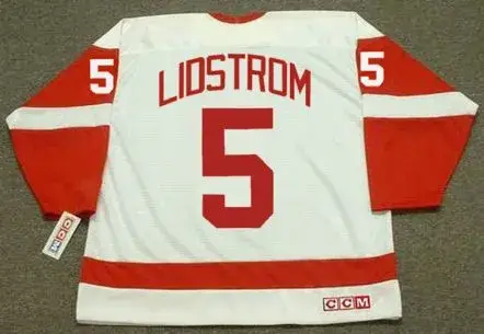 NICKLAS LIDSTROM Detroit Red Wings 2002 Home CCM Throwback Hockey Jersey 