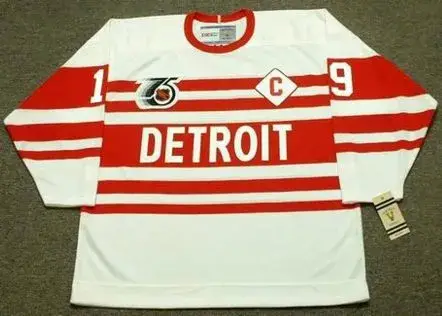 STEVE YZERMAN Detroit Red Wings 1992 CCM NHL Vintage Throwback Jersey