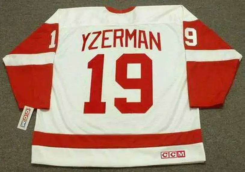 STEVE YZERMAN Detroit Red Wings 2002 Home CCM Throwback Hockey Jersey 