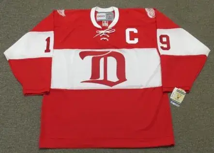 STEVE YZERMAN Detroit Red Wings CCM 2014 “Winter Classic” Alumni Hockey Jersey
