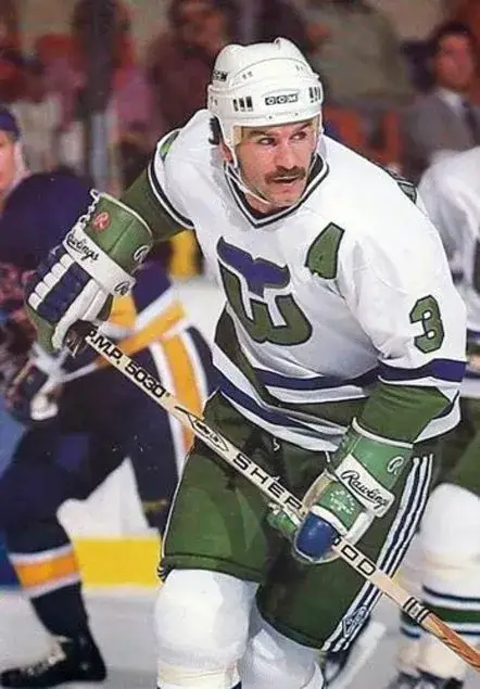 JOEL QUENNEVILLE Hartford Whalers 1986 Home CCM NHL Vintage Throwback Jersey 