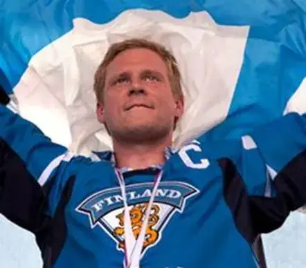 MIKKO KOIVU Team Finland Nike Olympic Throwback Hockey Jersey 