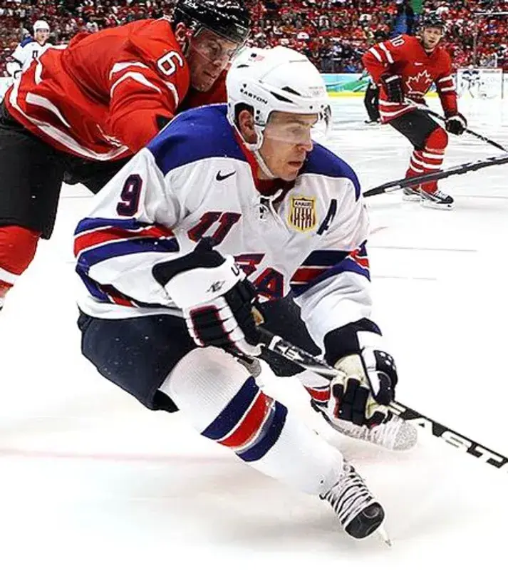 ZACH PARISE 2010 USA Nike Olympic Throwback Hockey Jersey 
