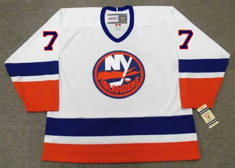 PIERRE TURGEON New York Islanders 1993 Home CCM Vintage Throwback Hockey Jersey
