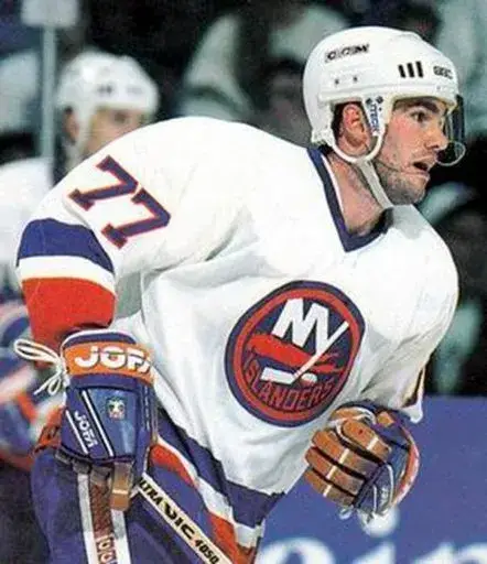 PIERRE TURGEON New York Islanders 1993 Home CCM Vintage Throwback Hockey Jersey 