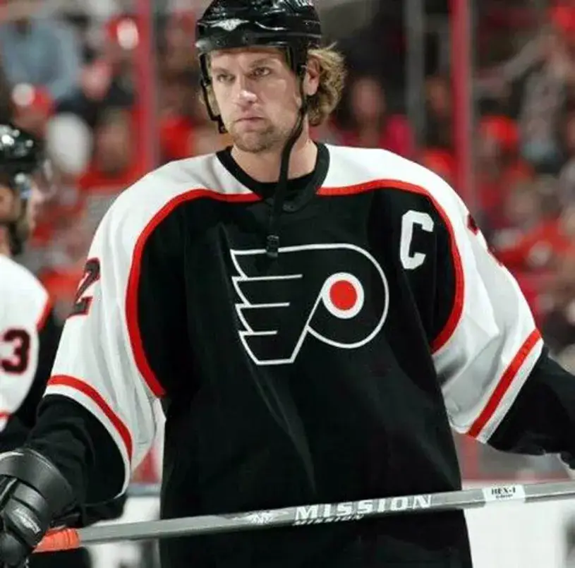 DERIAN HATCHER Philadelphia Flyers 2006 CCM Throwback NHL Hockey Jersey 