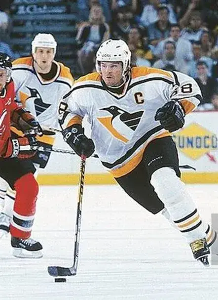 JAROMIR JAGR Pittsburgh Penguins 1998 CCM Throwback Home NHL Jersey 