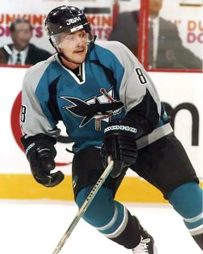 TEEMU SELANNE San Jose Sharks 2002 CCM Throwback NHL Home Hockey Jersey 