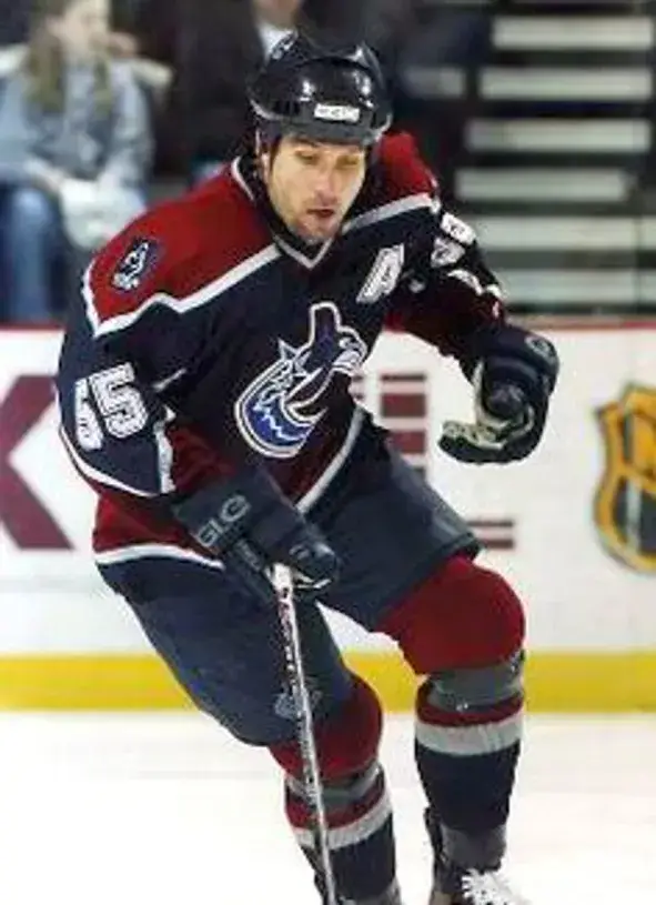 ED JOVANOVSKI Vancouver Canucks 2002 CCM Throwback NHL Hockey Jersey 