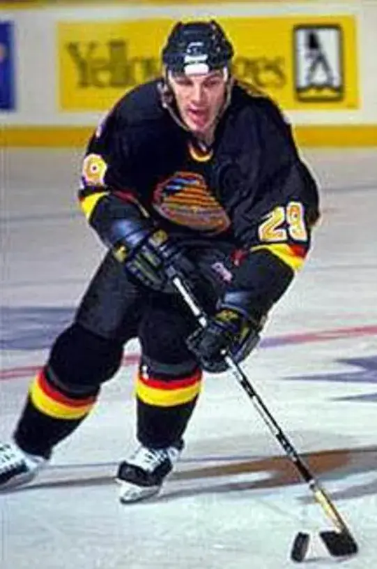GINO ODJICK Vancouver Canucks 1994 CCM Vintage Throwback NHL Hockey Jersey 