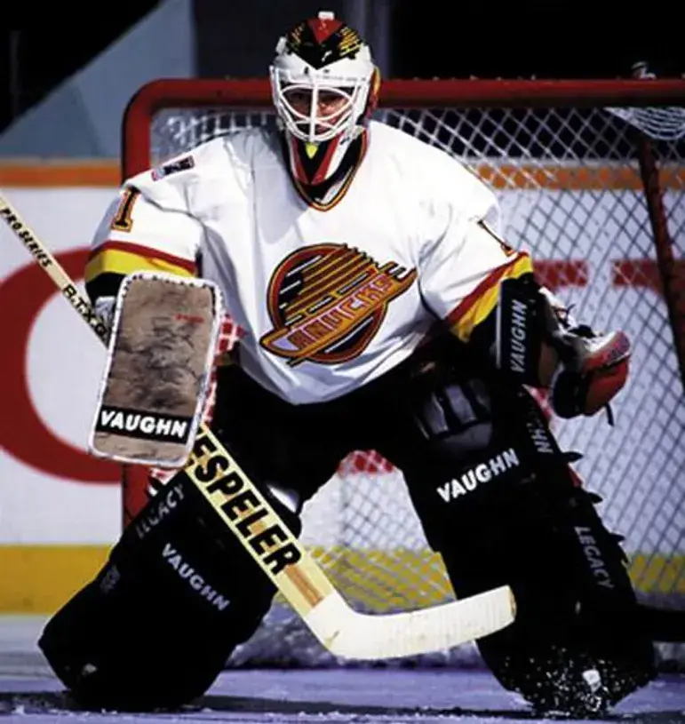 KIRK MCLEAN Vancouver Canucks 1994 CCM Vintage Home NHL Hockey Jersey 