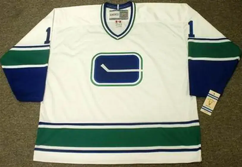 ROBERTO LUONGO Vancouver Canucks 1970’s CCM Vintage Throwback Away Jersey