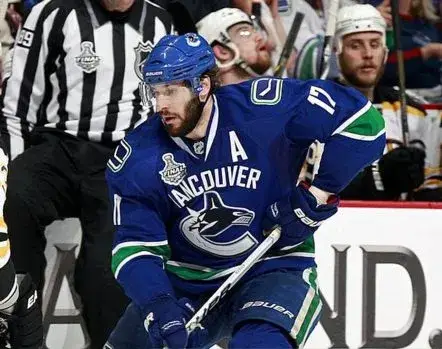 RYAN KESLER Vancouver Canucks 2011 REEBOK Throwback NHL Hockey Jersey 