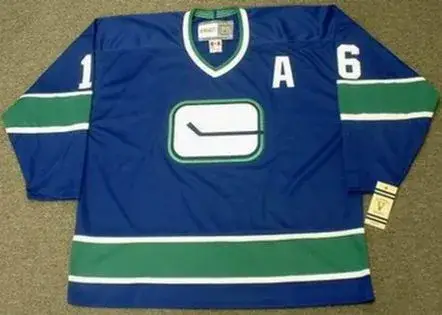 TREVOR LINDEN Vancouver Canucks 1970’s CCM Vintage Throwback Home Hockey Jersey