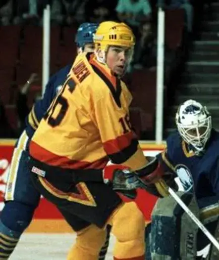 TREVOR LINDEN Vancouver Canucks 1989 CCM Vintage Throwback Home Hockey Jersey 