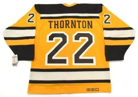 SHAWN THORNTON Boston Bruins 2010 CCM Vintage “Winter Classic” NHL Hockey Jersey 