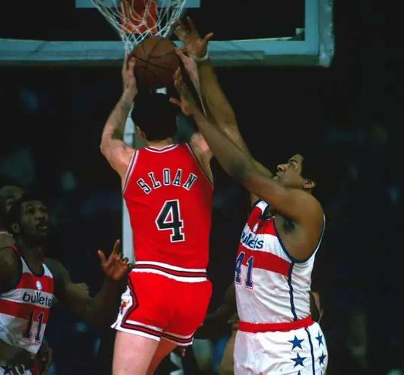 JERRY SLOAN Chicago Bulls 1972 Throwback NBA Basketball Jersey 