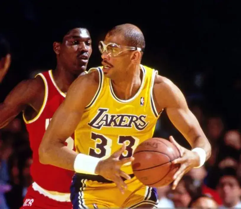 KAREEM ABDUL-JABBAR Los Angeles Lakers 1987 Home Throwback NBA Basketball Jersey 