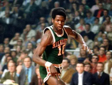 BOB DANDRIDGE Milwaukee Bucks 1973 NBA Throwback Basketball Jersey 