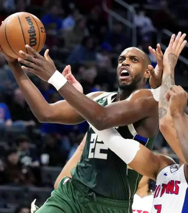 KHRIS MIDDLETON Milwaukee Bucks 1970’s NBA Throwback Basketball Jersey 