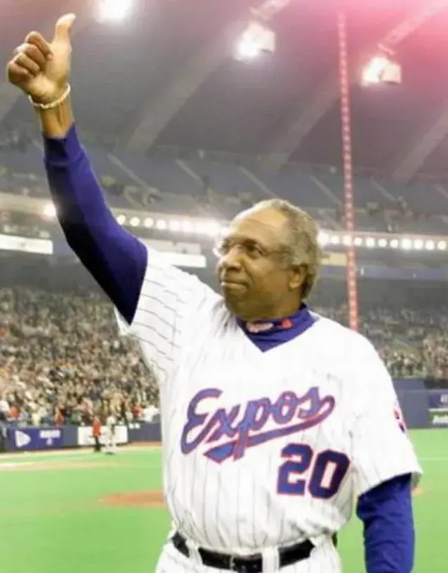 FRANK ROBINSON Montreal Expos 2002 Home Majestic Throwback Baseball Jersey 
