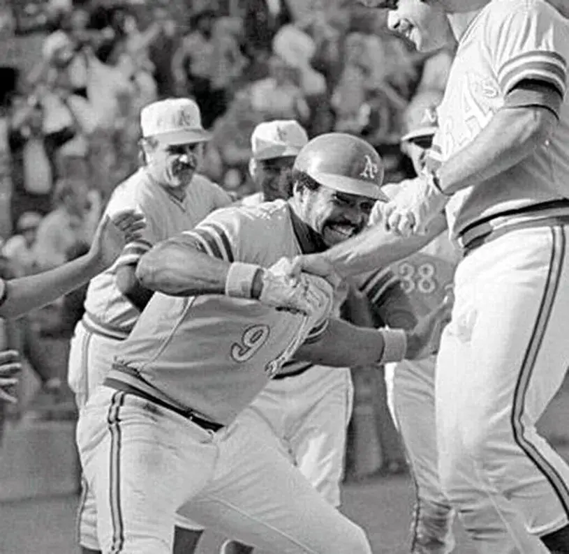 REGGIE JACKSON Oakland Athletics 1972 Majestic Cooperstown Throwback Jersey 