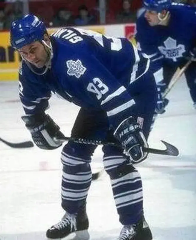 DOUG GILMOUR Toronto Maple Leafs 1995 Away CCM Throwback NHL Hockey Jersey 
