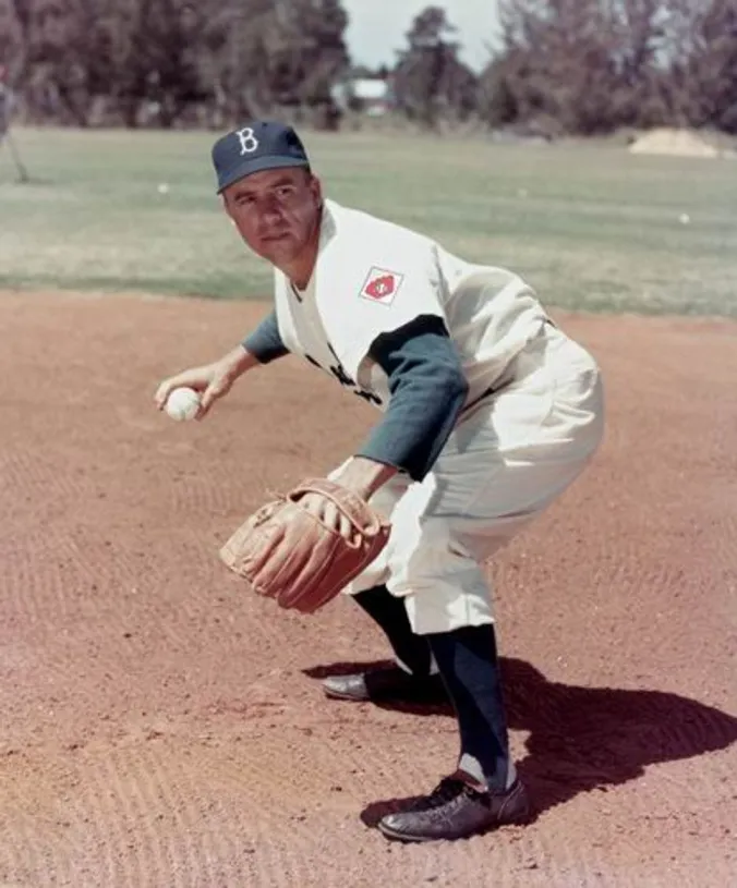 PEE WEE REESE Brooklyn Dodgers 1951 Majestic Home Throwback Baseball Jersey 