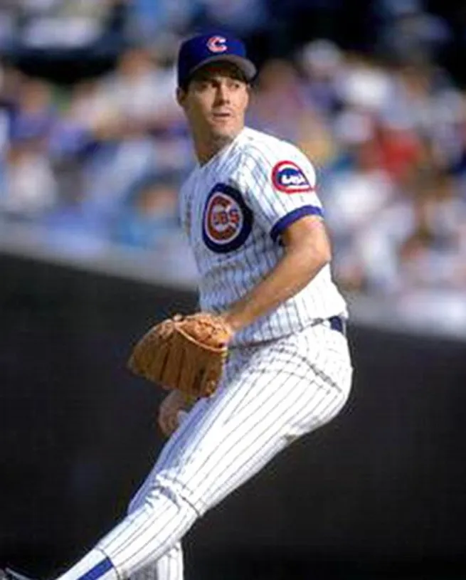 GREG MADDUX Chicago Cubs 1992 Home Majestic Baseball Throwback Jersey 