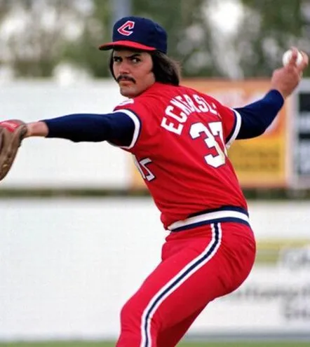 DENNIS ECKERSLEY Cleveland Indians 1975 Majestic Cooperstown Throwback Jersey 