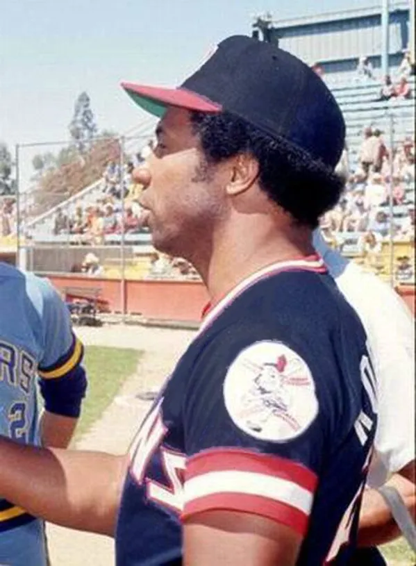 FRANK ROBINSON Cleveland Indians 1975 Away Majestic Throwback Baseball Jersey 