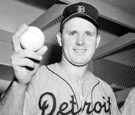 VIC WERTZ Detroit Tigers 1952 Majestic Cooperstown Away Baseball Jersey 