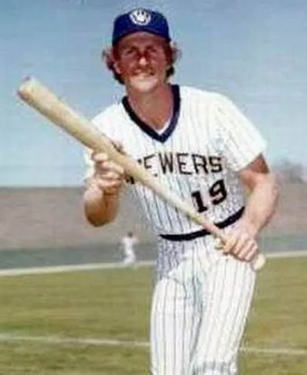 ROBIN YOUNT Milwaukee Brewers 1984 Majestic Cooperstown Throwback Home Jersey 