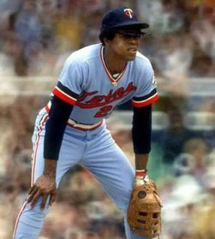 ROD CAREW Minnesota Twins 1977 Majestic Cooperstown Throwback Baseball Jersey 