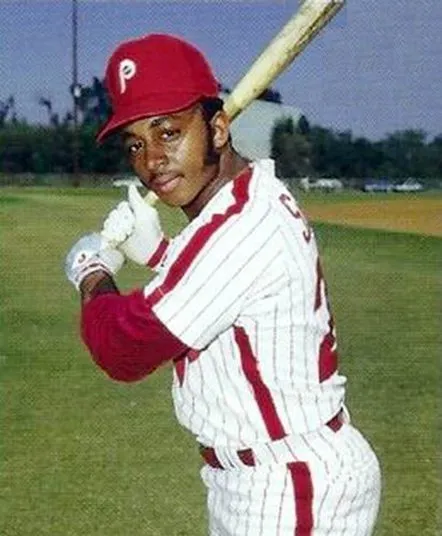 LONNIE SMITH Philadelphia Phillies 1980 Majestic Cooperstown Throwback Home Baseball Jersey 