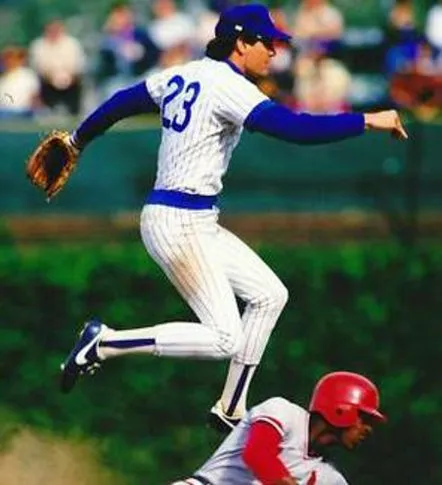 RYNE SANDBERG Chicago Cubs 1982 Majestic Cooperstown Throwback Home Jersey 